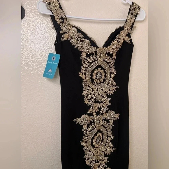 NWT Dancing Queen Beaded Formal Full Length Gown - Picture 7 of 13